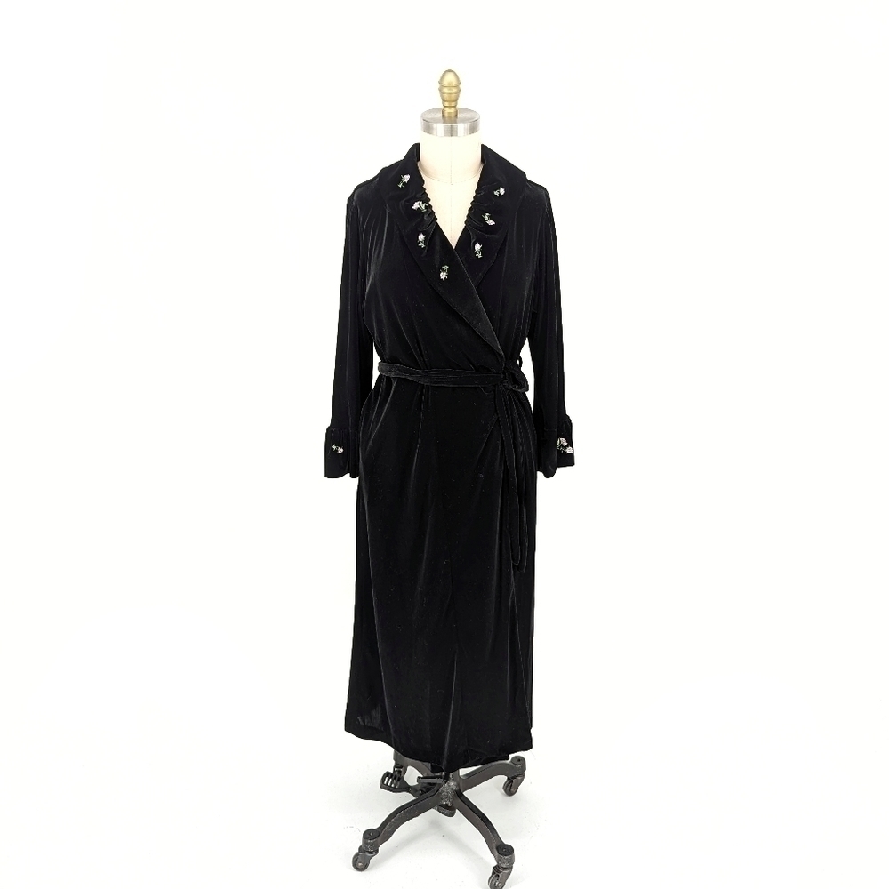 Oscar de la Renta Black Velvet Embellished Wrap Robe